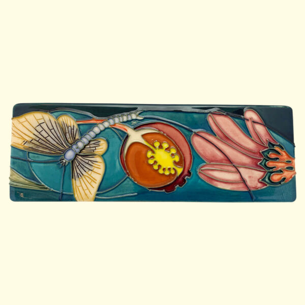 MOORCROFT Mayfly name plaque on the N/PLQ shape