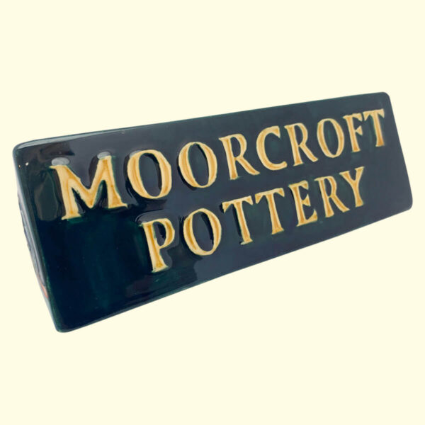 MOORCROFT Mayfly name plaque on the N/PLQ shape