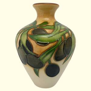 MOORCROFT Olives vase on the 03/4 shape