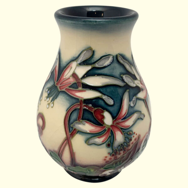 MOORCROFT Minuet vase on the 7/3 shape