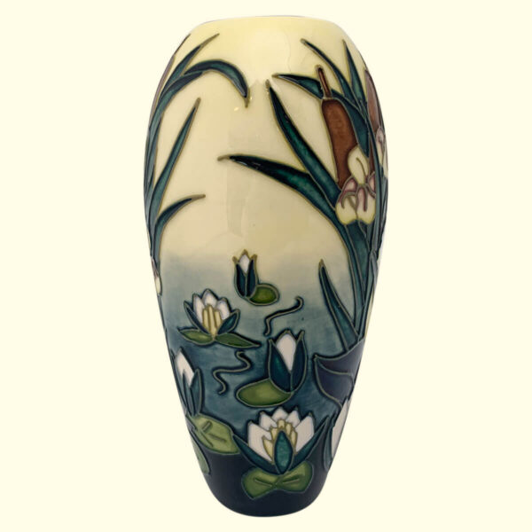 MOORCROFT Lamia vase on the 101/7 shape