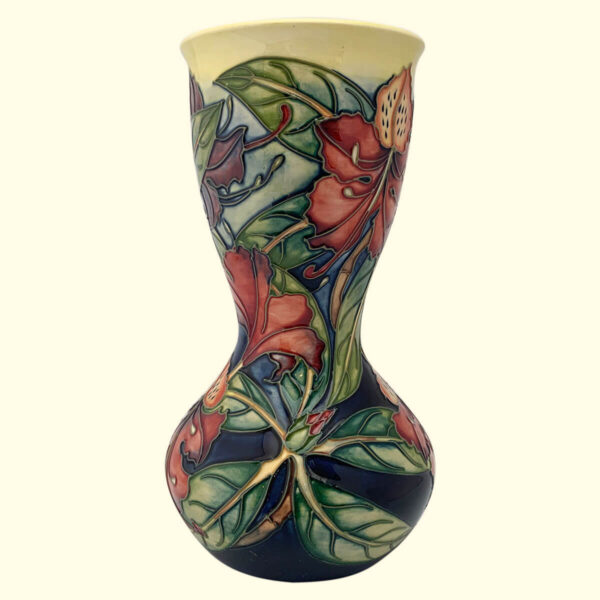 MOORCROFT Simeon vase on the 304/10 shape