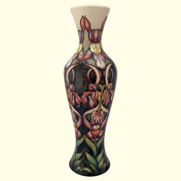 MOORCROFT Aotearoa vase on the 93/12 shape