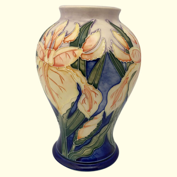 MOORCROFT Windrush vase on the 65/6 shape