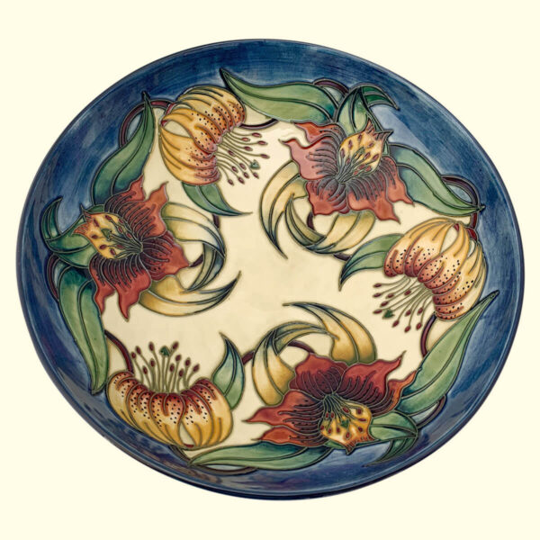 MOORCROFT Anna Lily bowl on the 201/10 shape