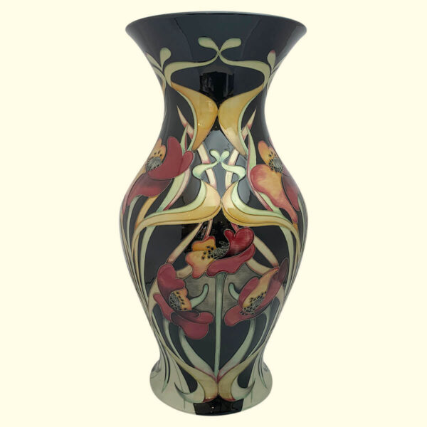 MOORCROFT In Praise of Poppies PRESTIGE Trial vase Dated 15-6-11 on the 226/18 shape