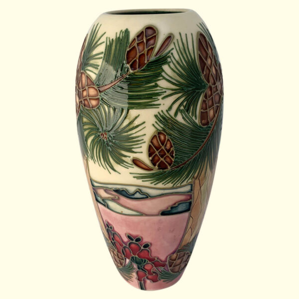 MOORCROFT Furzey Hill vase on the 101/7 shape