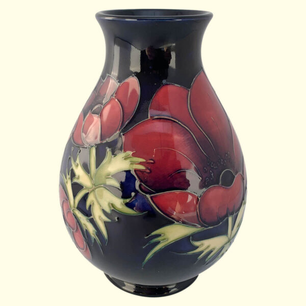 MOORCROFT Anemone blue vase on the 7/7 shape