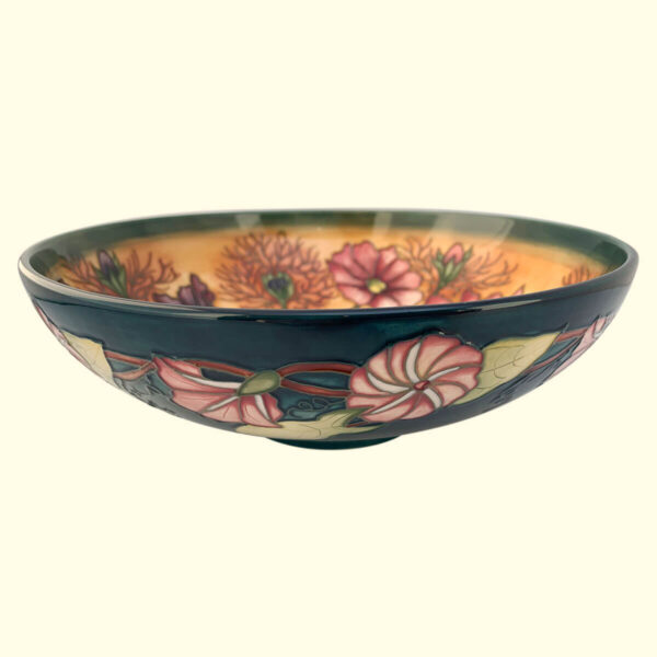 MOORCROFT Cosmos bowl on the 201/10 shape