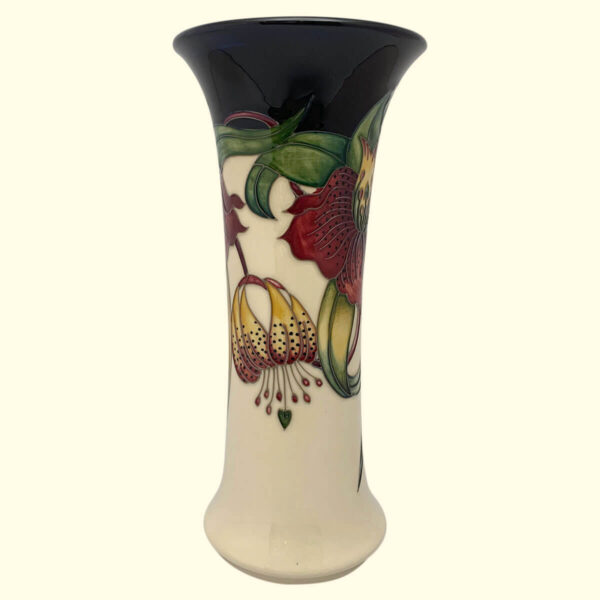 MOORCROFT Anna Lily vase on the 159/10 shape