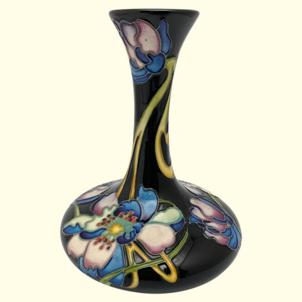 MOORCROFT Night Time Serenade vase on the 104/6 shape