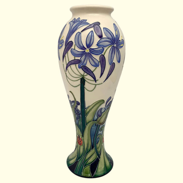 MOORCROFT Fly Away Home vase on the 75/10 shape