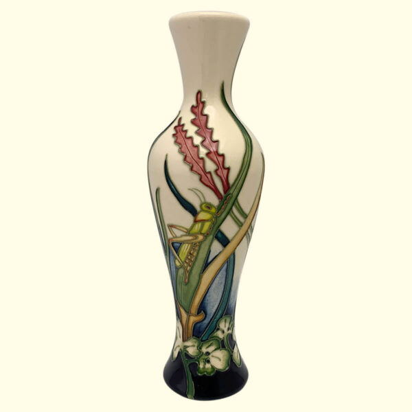 MOORCROFT Grasshopper vase on the 93/8 shape