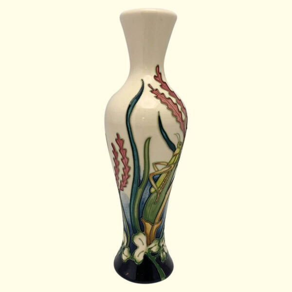 MOORCROFT Grasshopper vase on the 93/8 shape