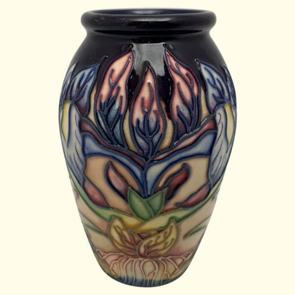 MOORCROFT Geneva vase on the 393/4 shape