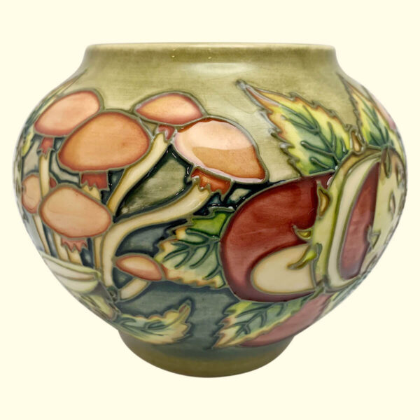 MOORCROFT Pastimes vase on the 402/4