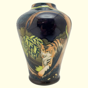 MOORCROFT Tyger Tyger vase on the 576/6 shape