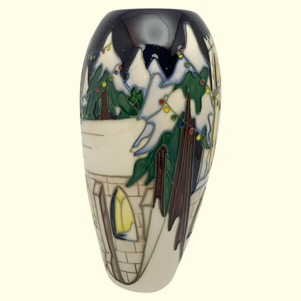 MOORCROFT Christmas Welcome Trial vase Dated 25-9-12 on the 101/7 shape