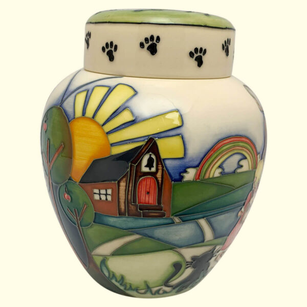 MOORCROFT Daddy Wouldn’t Buy Me a Bow Wow Ginger Jar on the 769/6 shape