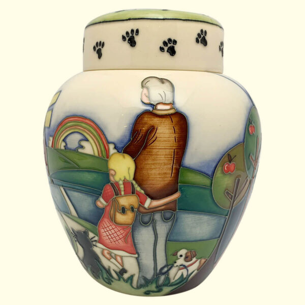 MOORCROFT Daddy Wouldn’t Buy Me a Bow Wow Ginger Jar on the 769/6 shape