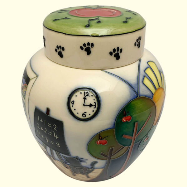 MOORCROFT Daddy Wouldn’t Buy Me a Bow Wow Ginger Jar on the 769/6 shape