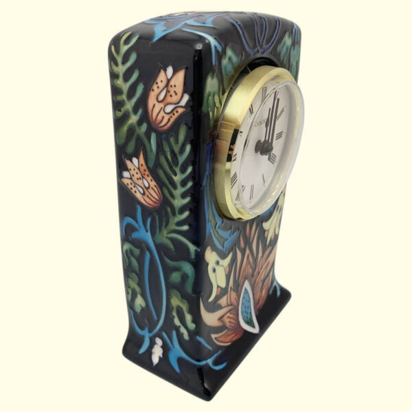 MOORCROFT Passage of Time clock on the CL1 shape