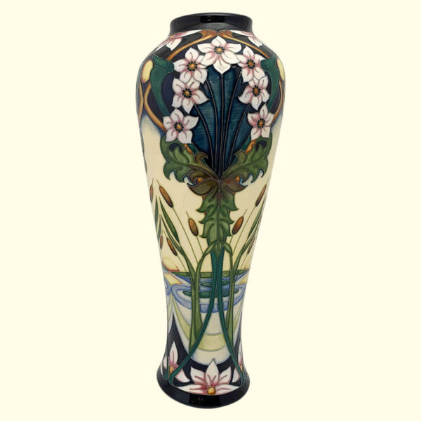 MOORCROFT Avon Water vase on the 121/14 shape