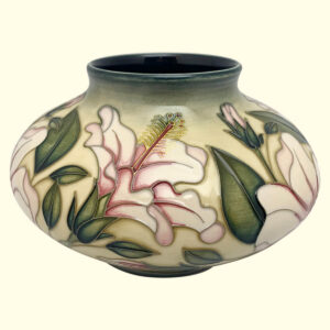 MOORCROFT Hibiscus Moon Trial vase Dated 15-10-02 on the 152/5 shape