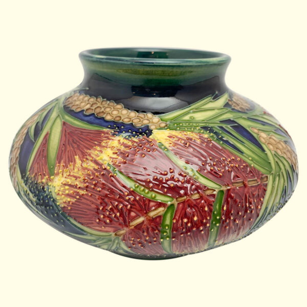 MOORCROFT Malahide vase on the 152/5 shape