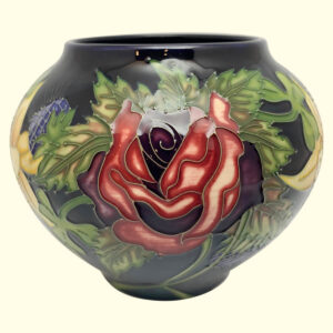 MOORCROFT Diamond Jubilee vase on the 402/4 shape