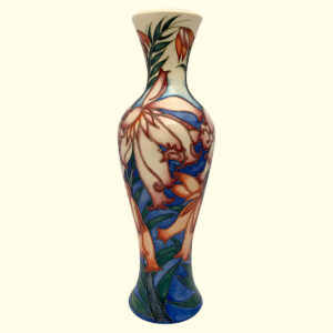 MOORCROFT Red Hairy Heath Trial vase Dated 12-8-04 on the 93/12 shape